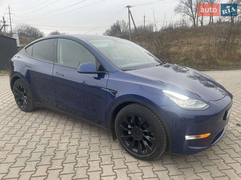 Внедорожник / Кроссовер Tesla Model Y 2021 в Тернополе