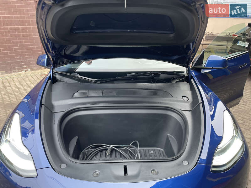 Внедорожник / Кроссовер Tesla Model Y 2021 в Тернополе