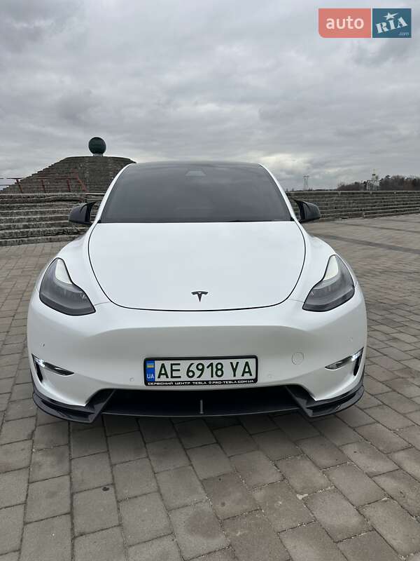 Внедорожник / Кроссовер Tesla Model Y 2022 в Днепре