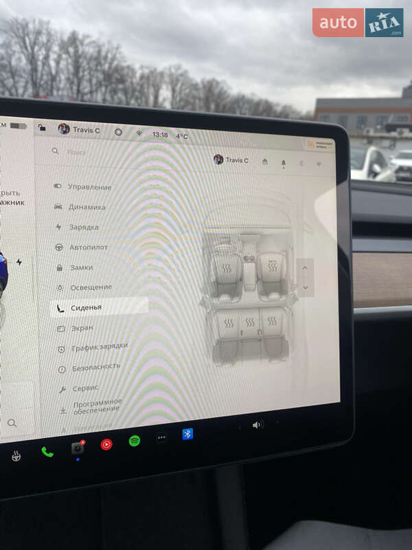 Позашляховик / Кросовер Tesla Model Y 2024 в Києві