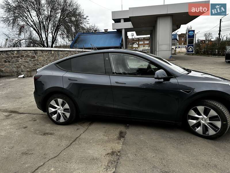 Позашляховик / Кросовер Tesla Model Y 2023 в Кременчуці