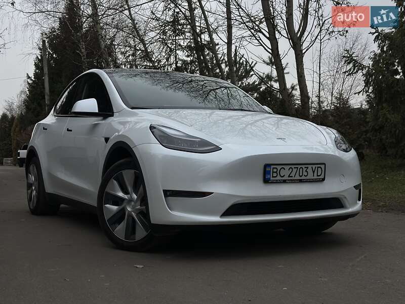 Позашляховик / Кросовер Tesla Model Y 2023 в Львові фото 17 Позашляховик / Кросовер Tesla Model Y 2023 в Львові