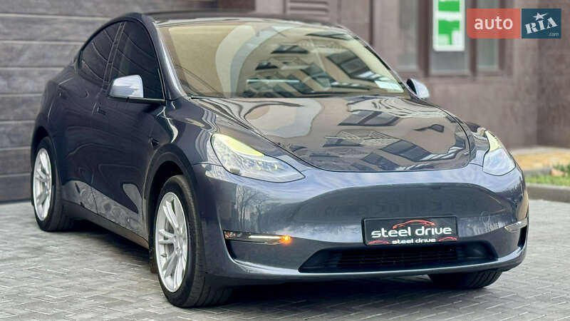 Позашляховик / Кросовер Tesla Model Y 2023 в Миколаєві