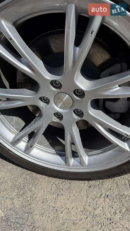 Позашляховик / Кросовер Tesla Model Y 2024 в Броварах