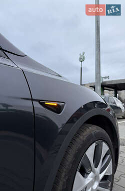 Внедорожник / Кроссовер Tesla Model Y 2024 в Хмельницком