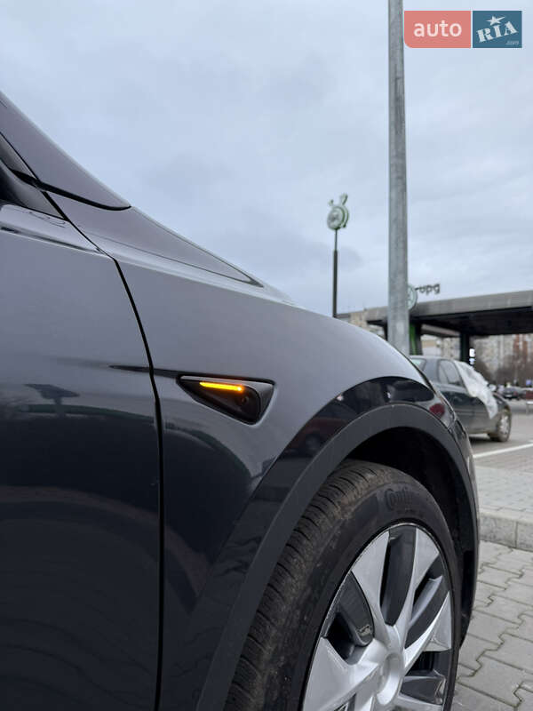 Внедорожник / Кроссовер Tesla Model Y 2024 в Хмельницком