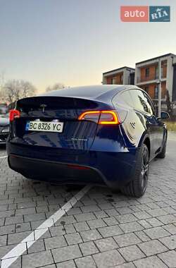 Внедорожник / Кроссовер Tesla Model Y 2024 в Львове