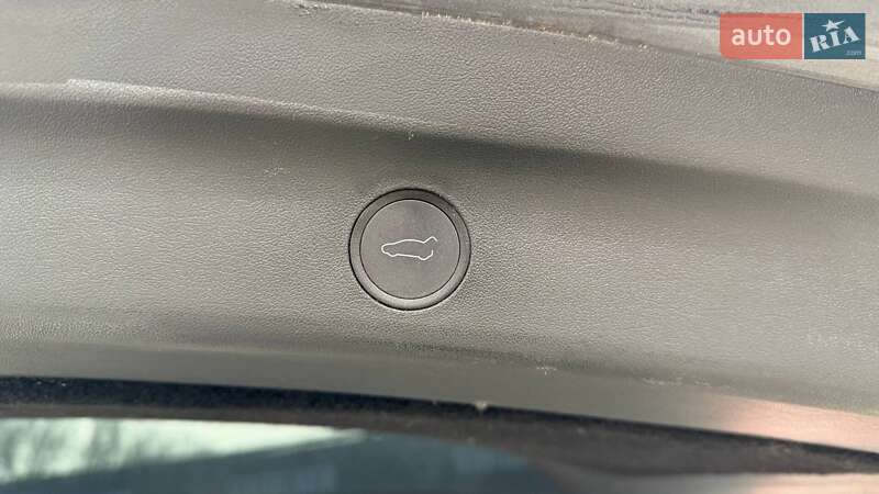 Позашляховик / Кросовер Tesla Model Y 2021 в Вінниці