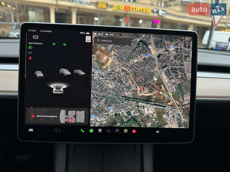 Позашляховик / Кросовер Tesla Model Y 2024 в Києві фото 21 Позашляховик / Кросовер Tesla Model Y 2024 в Києві