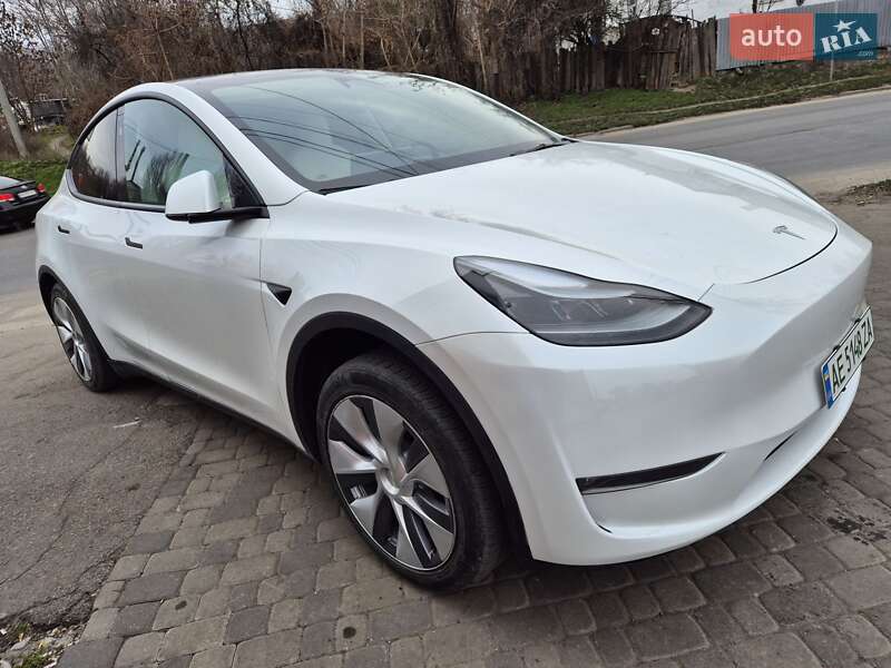 Внедорожник / Кроссовер Tesla Model Y 2023 в Днепре фото 5 Внедорожник / Кроссовер Tesla Model Y 2023 в Днепре