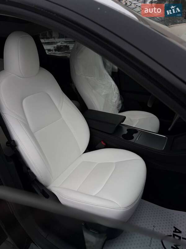 Внедорожник / Кроссовер Tesla Model Y 2024 в Черновцах фото 12 Внедорожник / Кроссовер Tesla Model Y 2024 в Черновцах