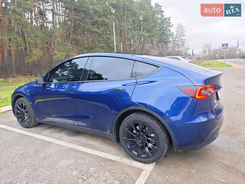 Внедорожник / Кроссовер Tesla Model Y 2023 в Киеве фото 15 Внедорожник / Кроссовер Tesla Model Y 2023 в Киеве