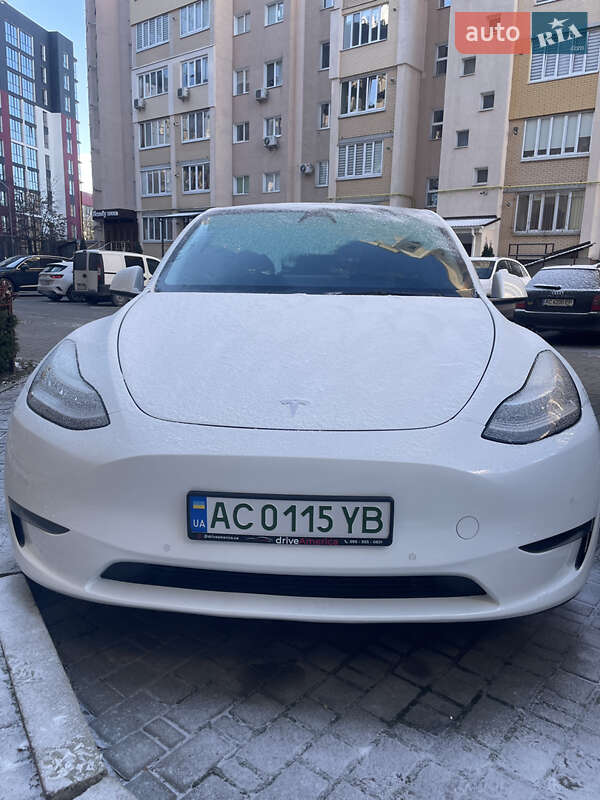 Tesla Model Y 2022 Tesla Model Y 2022