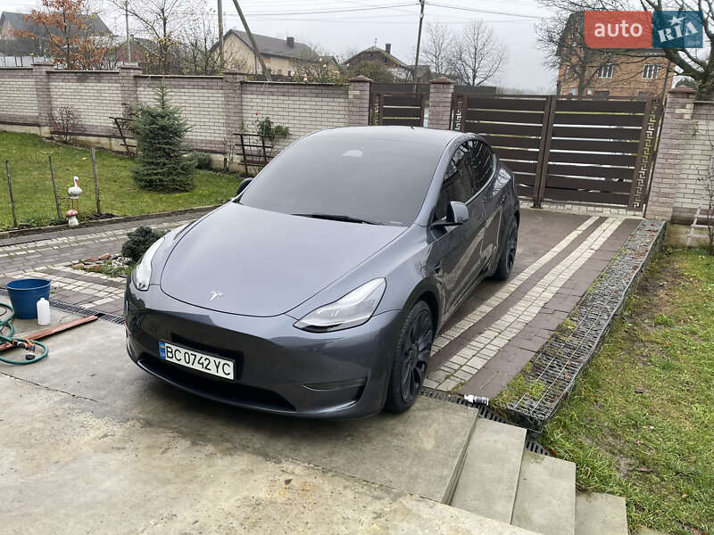 Позашляховик / Кросовер Tesla Model Y 2022 в Івано-Франківську фото 14 Позашляховик / Кросовер Tesla Model Y 2022 в Івано-Франківську