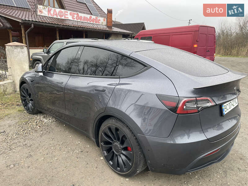 Позашляховик / Кросовер Tesla Model Y 2022 в Івано-Франківську фото 29 Позашляховик / Кросовер Tesla Model Y 2022 в Івано-Франківську