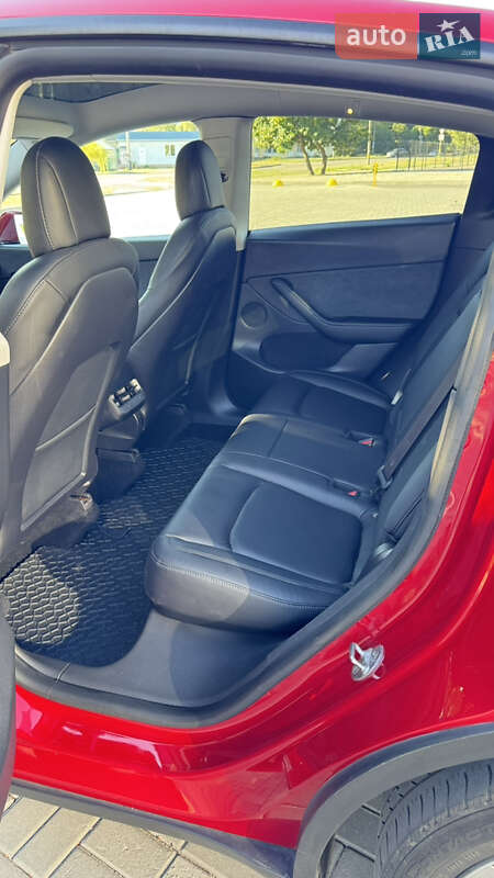 Внедорожник / Кроссовер Tesla Model Y 2020 в Запорожье