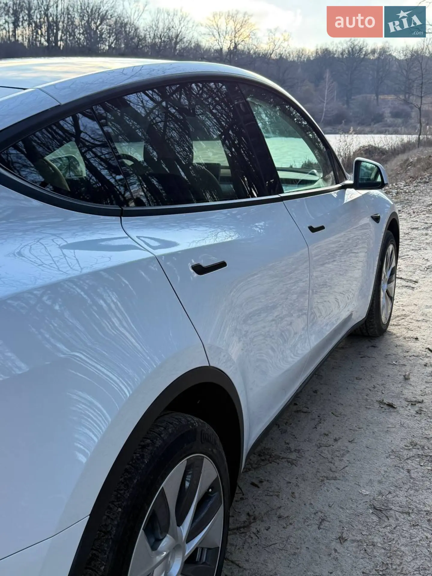 2021 Tesla Model Y - мініатюра 8