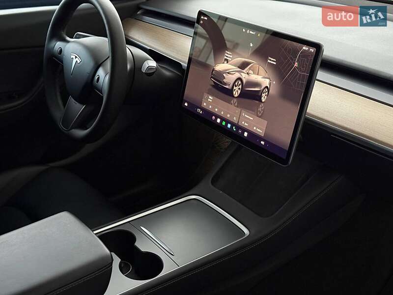 Позашляховик / Кросовер Tesla Model Y 2022 в Одесі фото 18 Позашляховик / Кросовер Tesla Model Y 2022 в Одесі
