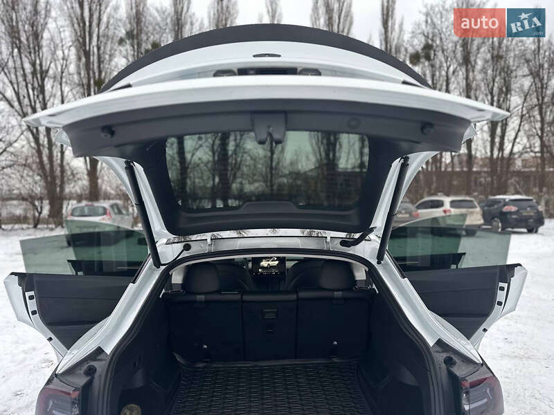 Внедорожник / Кроссовер Tesla Model Y 2022 в Киеве