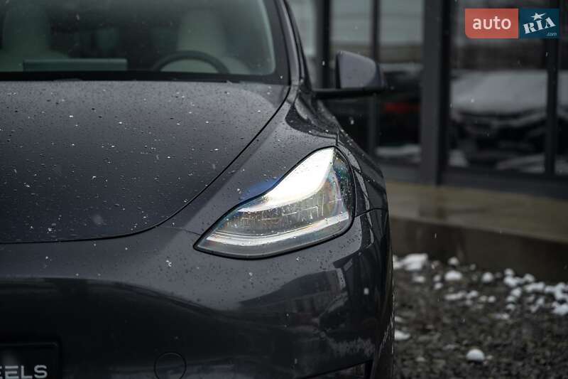 Позашляховик / Кросовер Tesla Model Y 2020 в Чернівцях фото 14 Позашляховик / Кросовер Tesla Model Y 2020 в Чернівцях