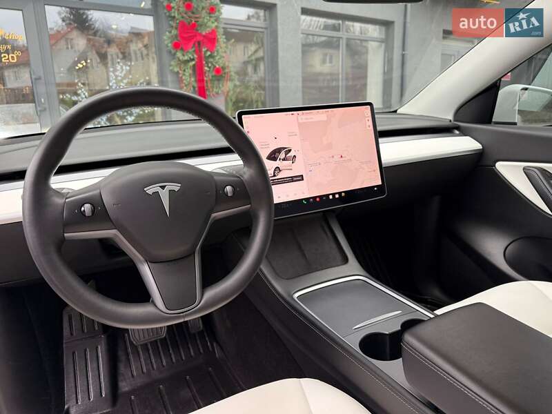 Внедорожник / Кроссовер Tesla Model Y 2021 в Тернополе