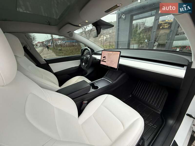 Внедорожник / Кроссовер Tesla Model Y 2021 в Тернополе