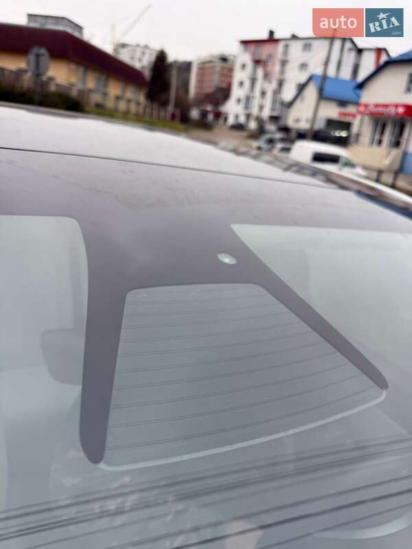 Внедорожник / Кроссовер Tesla Model Y 2021 в Тернополе