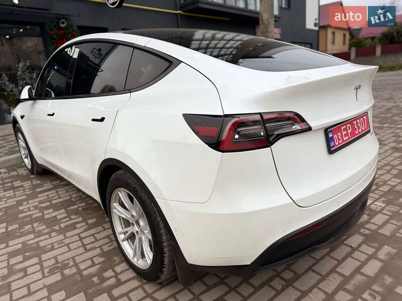 Внедорожник / Кроссовер Tesla Model Y 2021 в Тернополе