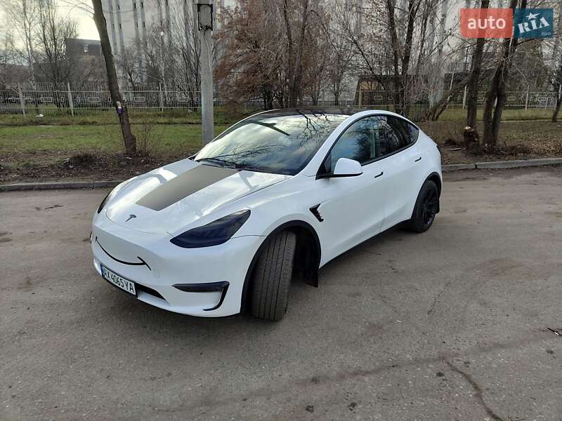 Позашляховик / Кросовер Tesla Model Y 2020 в Харкові