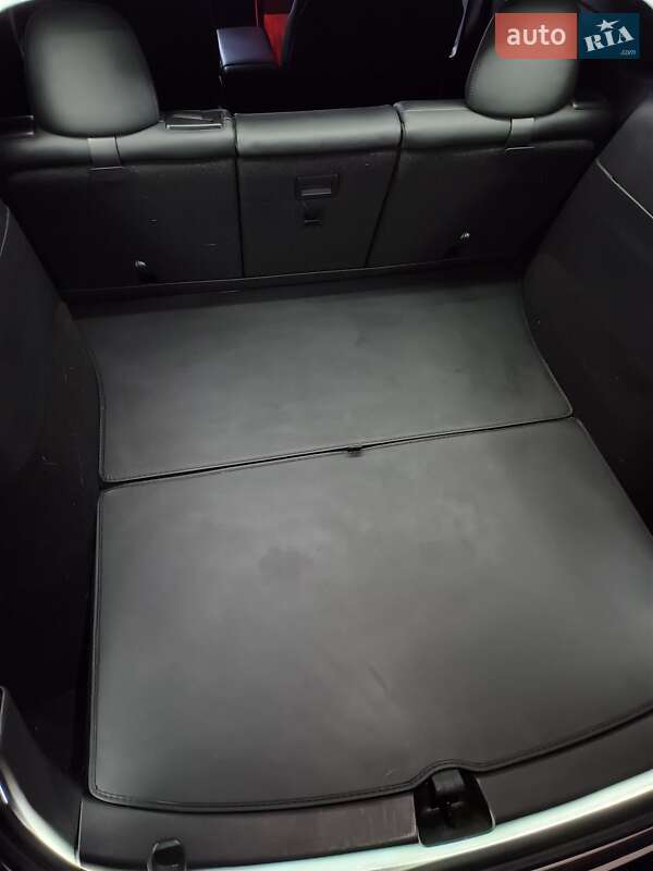 Позашляховик / Кросовер Tesla Model Y 2020 в Харкові