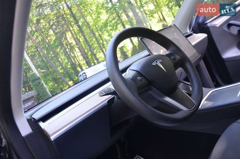 Внедорожник / Кроссовер Tesla Model Y 2024 в Дрогобыче фото 39 Внедорожник / Кроссовер Tesla Model Y 2024 в Дрогобыче