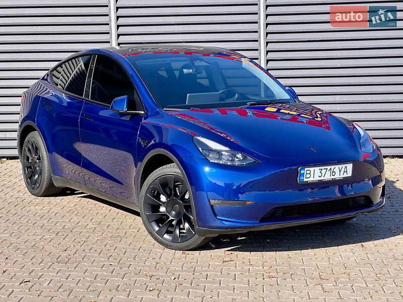 Внедорожник / Кроссовер Tesla Model Y 2023 в Киеве