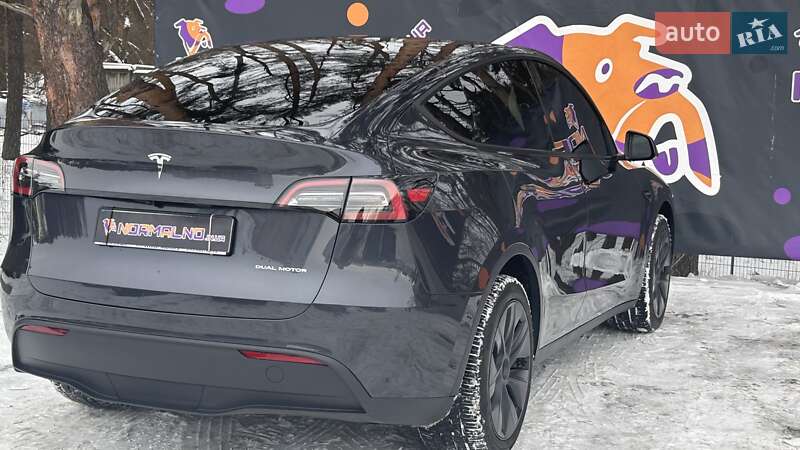 Внедорожник / Кроссовер Tesla Model Y 2024 в Киеве