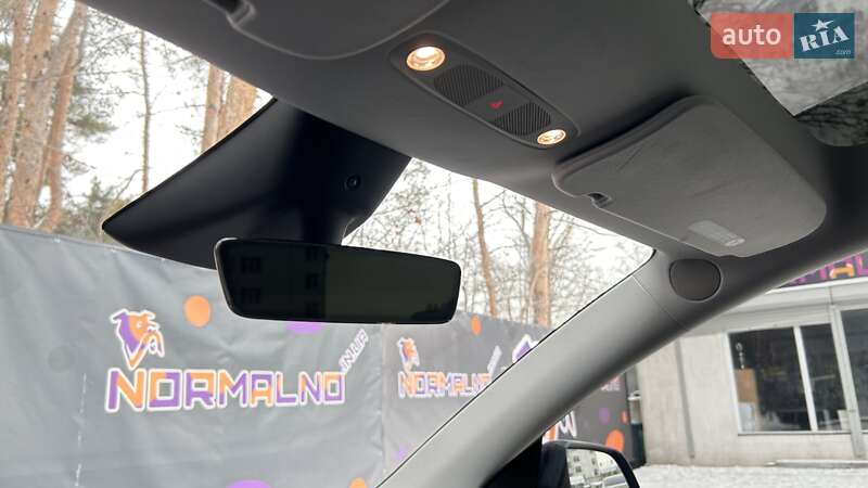 Внедорожник / Кроссовер Tesla Model Y 2024 в Киеве