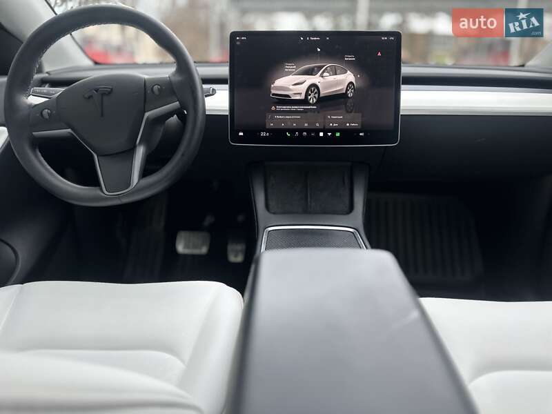 Внедорожник / Кроссовер Tesla Model Y 2022 в Киеве