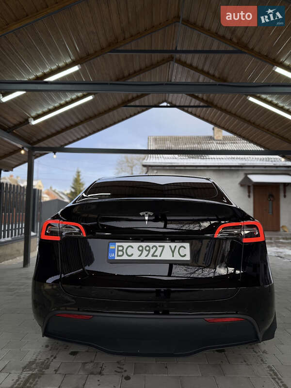 Внедорожник / Кроссовер Tesla Model Y 2020 в Львове