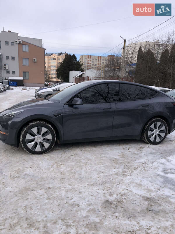 Позашляховик / Кросовер Tesla Model Y 2023 в Львові фото 11 Позашляховик / Кросовер Tesla Model Y 2023 в Львові