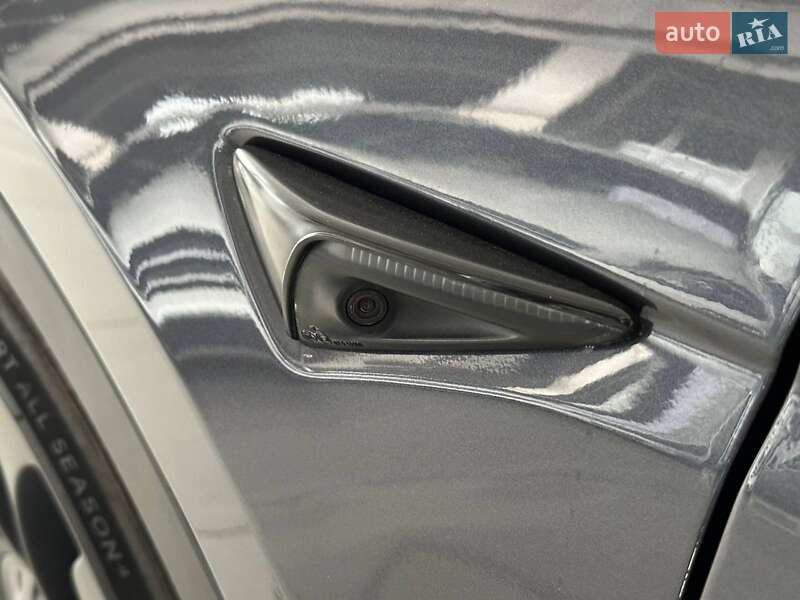 Позашляховик / Кросовер Tesla Model Y 2023 в Одесі фото 20 Позашляховик / Кросовер Tesla Model Y 2023 в Одесі