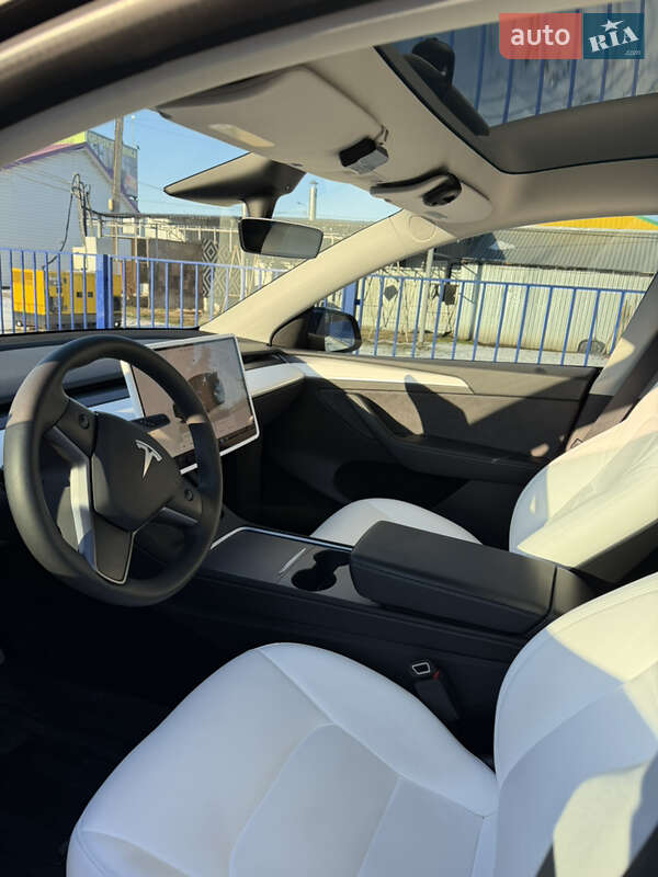 Внедорожник / Кроссовер Tesla Model Y 2023 в Ковеле