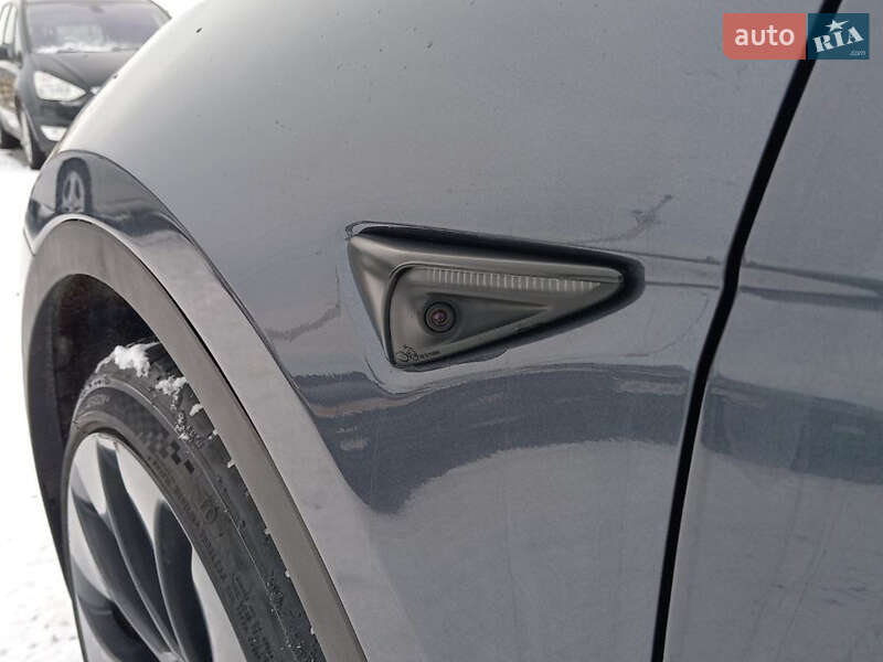 Внедорожник / Кроссовер Tesla Model Y 2022 в Львове