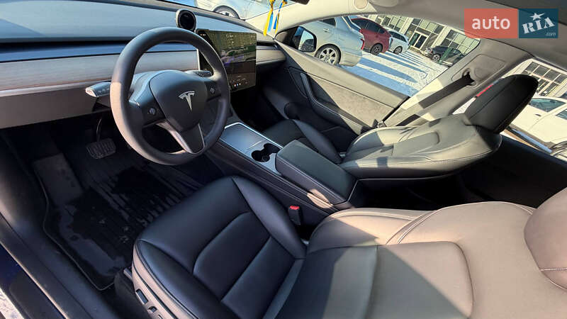 Внедорожник / Кроссовер Tesla Model Y 2022 в Киеве