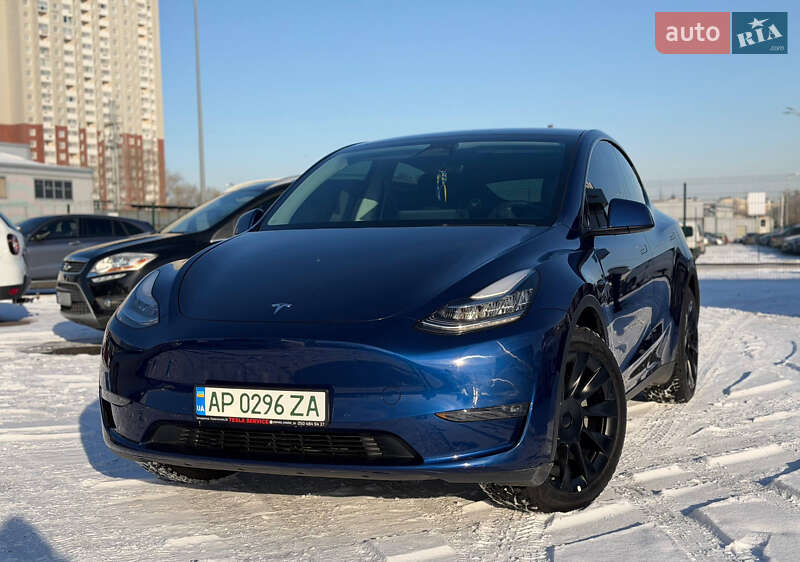 Внедорожник / Кроссовер Tesla Model Y 2022 в Киеве