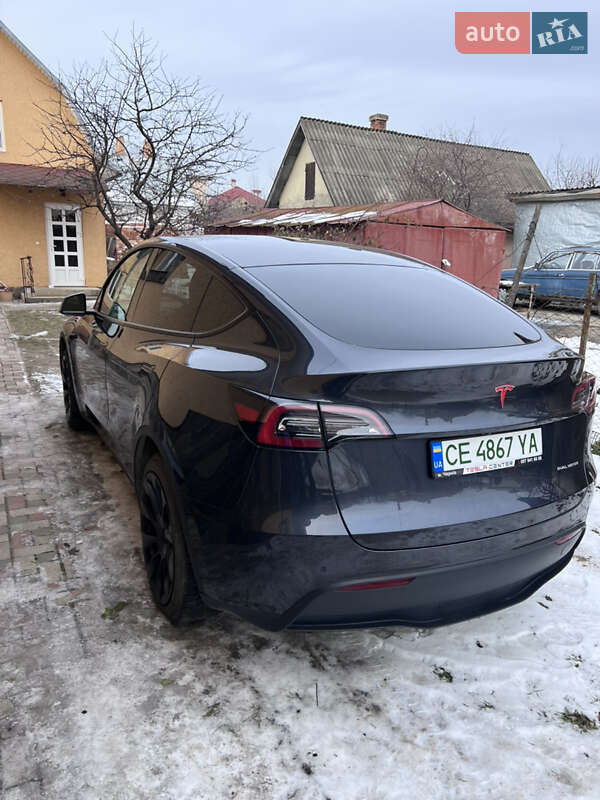 Позашляховик / Кросовер Tesla Model Y 2024 в Чернівцях фото 10 Позашляховик / Кросовер Tesla Model Y 2024 в Чернівцях