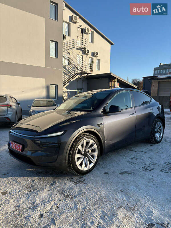 Внедорожник / Кроссовер Tesla Model Y 2025 в Ровно фото Внедорожник / Кроссовер Tesla Model Y 2025 в Ровно