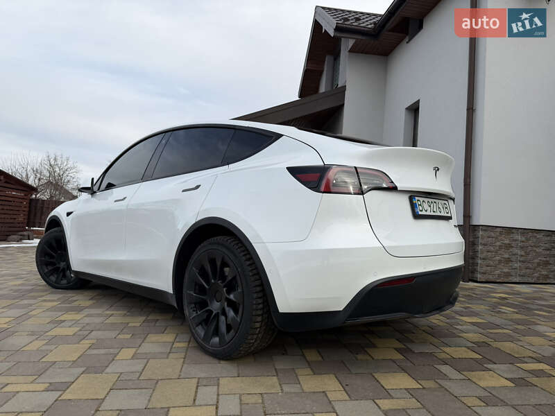 Внедорожник / Кроссовер Tesla Model Y 2022 в Трускавце