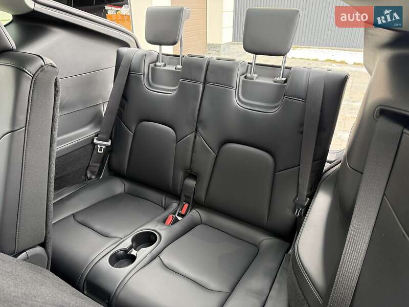 Внедорожник / Кроссовер Tesla Model Y 2024 в Ивано-Франковске