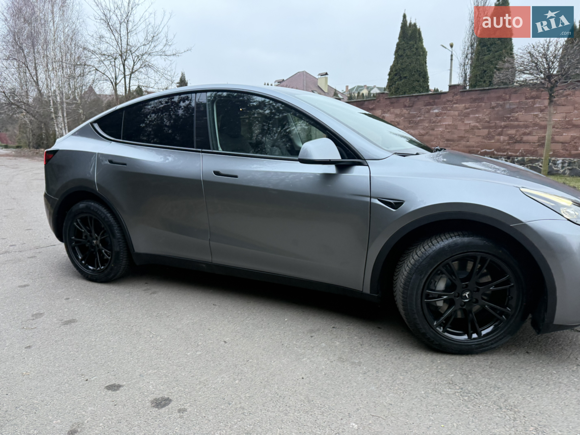 2025 Tesla Model Y - мініатюра 4