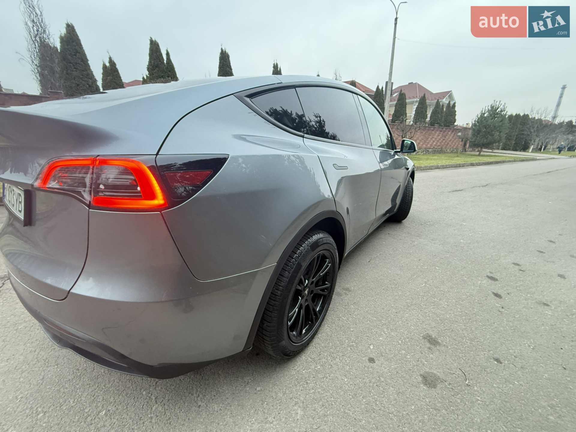 2025 Tesla Model Y - мініатюра 8