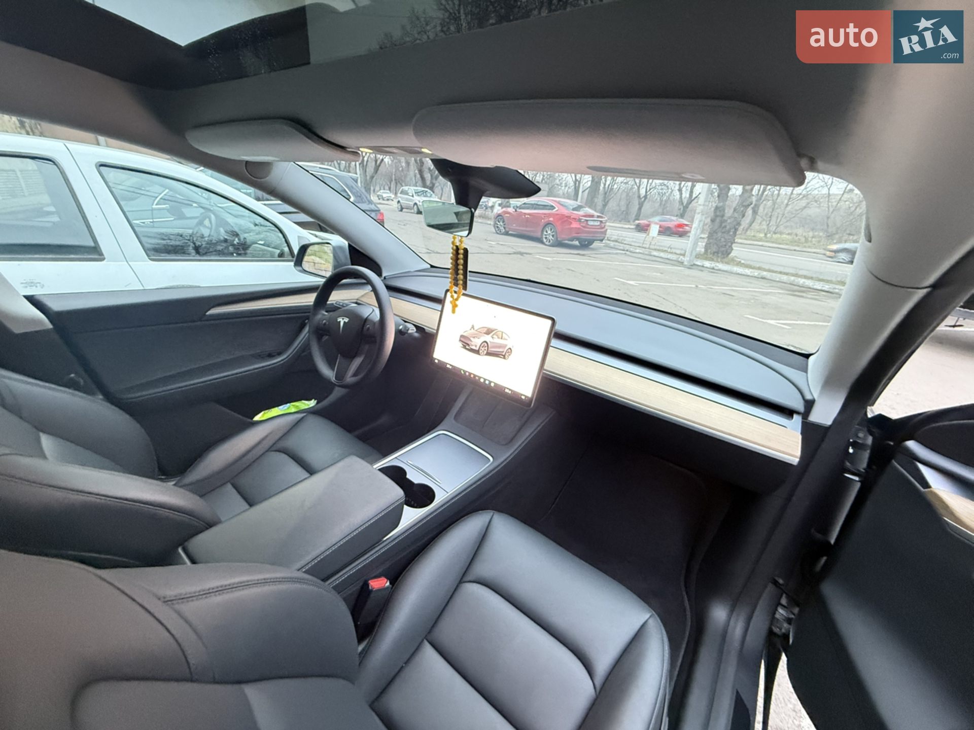 2025 Tesla Model Y - мініатюра 17