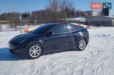 Внедорожник / Кроссовер Tesla Model Y 2021 в Сумах